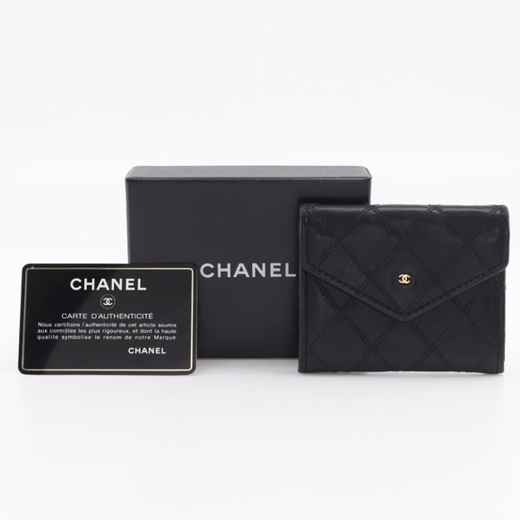 CHANEL Black Logo Wallet - Picture 11 of 11